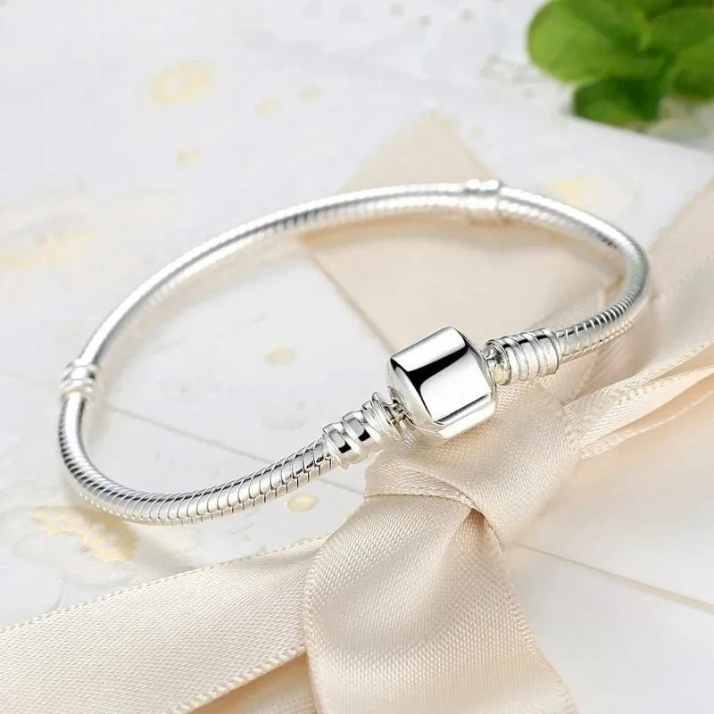 Handmade Original Fine Jewelry  Charm Bracelet Soft Smooth Snake Bone Bracelets for Women