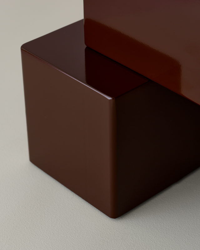 Display coffee table 90x90x30cm